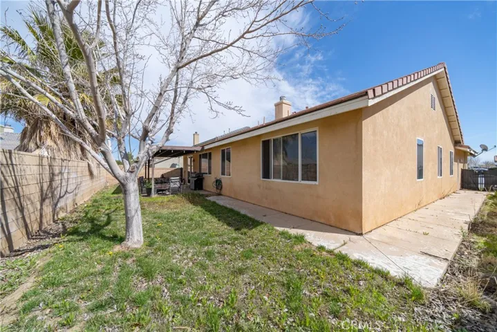 43713 Brandon Thomas Way, Lancaster, California 93536