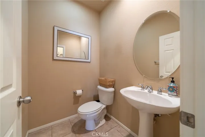 43713 Brandon Thomas Way, Lancaster, California 93536