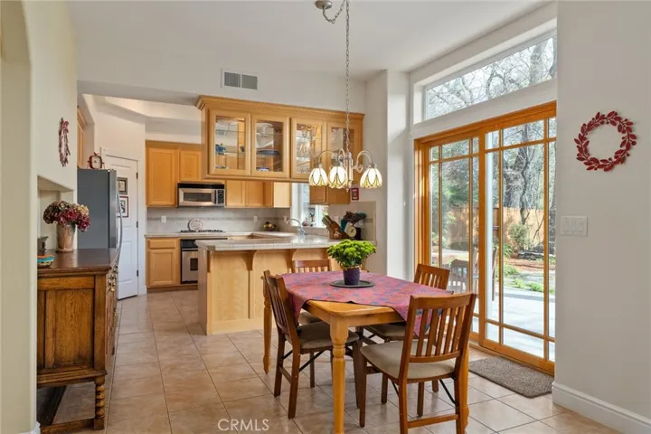 114 Secluded Oaks Court, Chico, California 95928