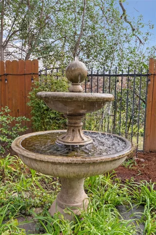 114 Secluded Oaks Court, Chico, California 95928