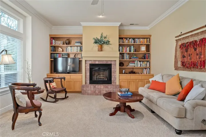 114 Secluded Oaks Court, Chico, California 95928