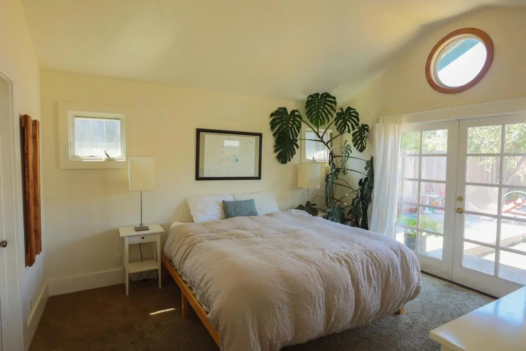 208 Laurent Street, Santa Cruz, California 95060 home-pic-9