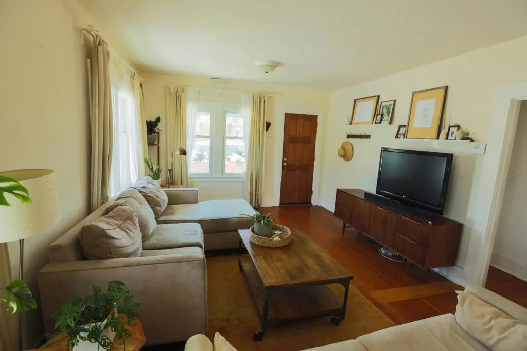 208 Laurent Street, Santa Cruz, California 95060 home-pic-5