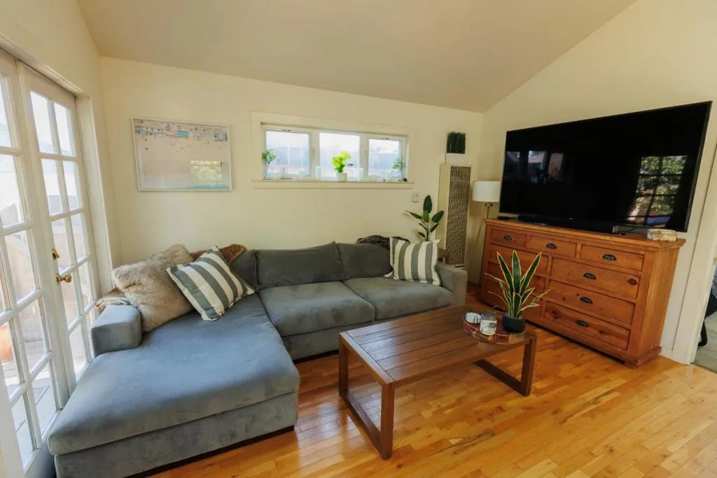 208 Laurent Street, Santa Cruz, California 95060 home-pic-21