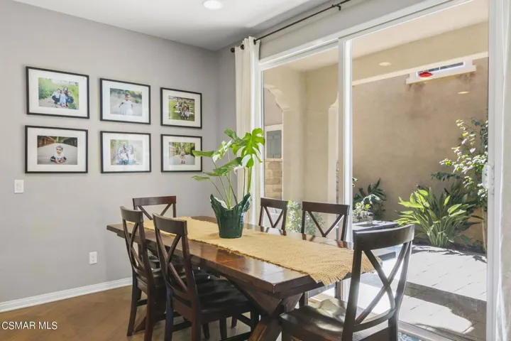 23-web-or-mls-UpMarketMedia184Sta-057