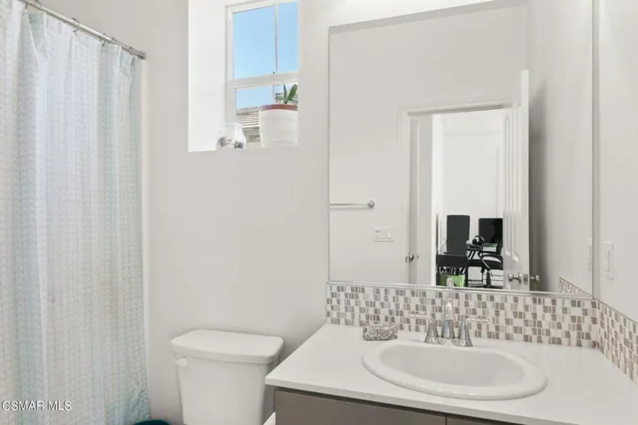 39-web-or-mls-UpMarketMedia184Sta-132
