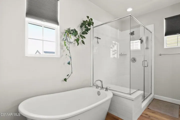34-web-or-mls-UpMarketMedia184Sta-168