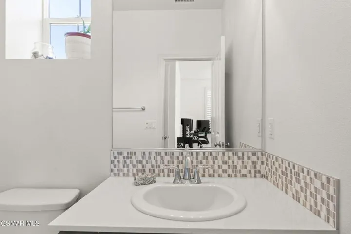 40-web-or-mls-UpMarketMedia184Sta-135