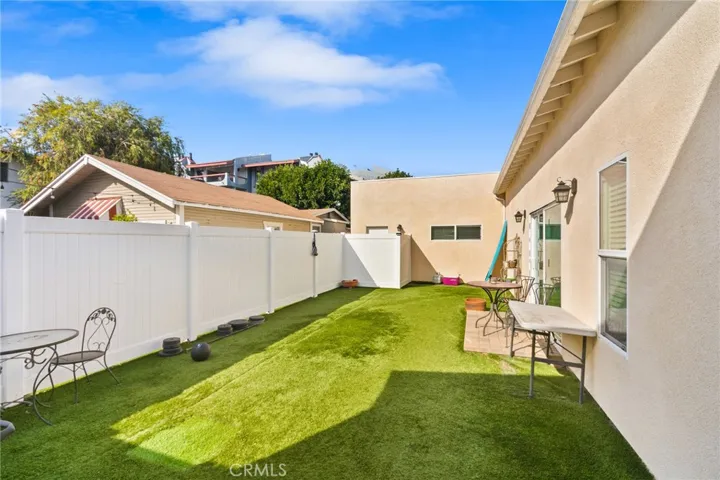 3627 E Vermont Street, Long Beach, California 90814
