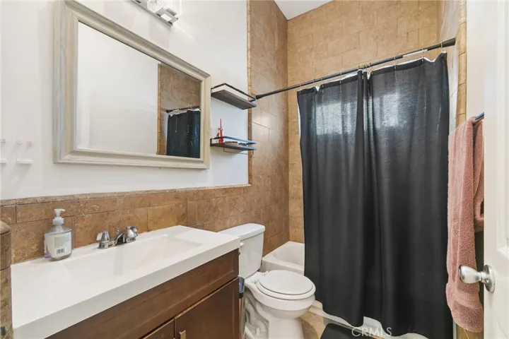 3627 E Vermont Street, Long Beach, California 90814