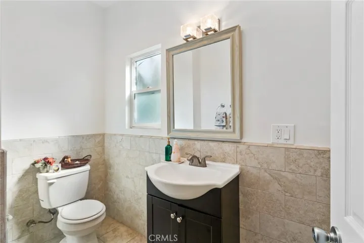 3627 E Vermont Street, Long Beach, California 90814