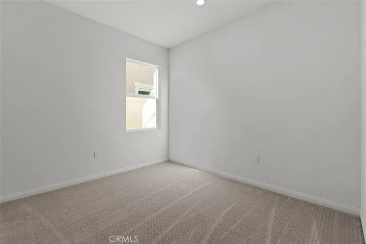 940 Dryden Drive, Lake Elsinore, California 92530