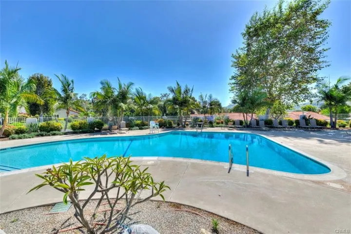 712 Avenida Majorca O, Laguna Woods, California 92637