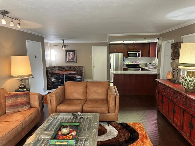 712 Avenida Majorca O, Laguna Woods, California 92637
