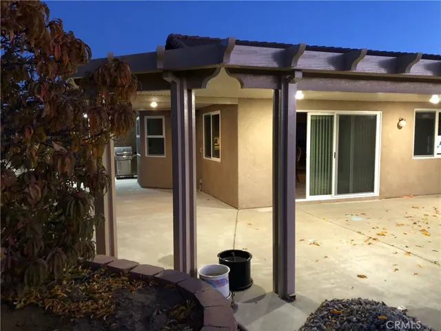 15591 Via Cartagena Street, Hesperia, California 92345