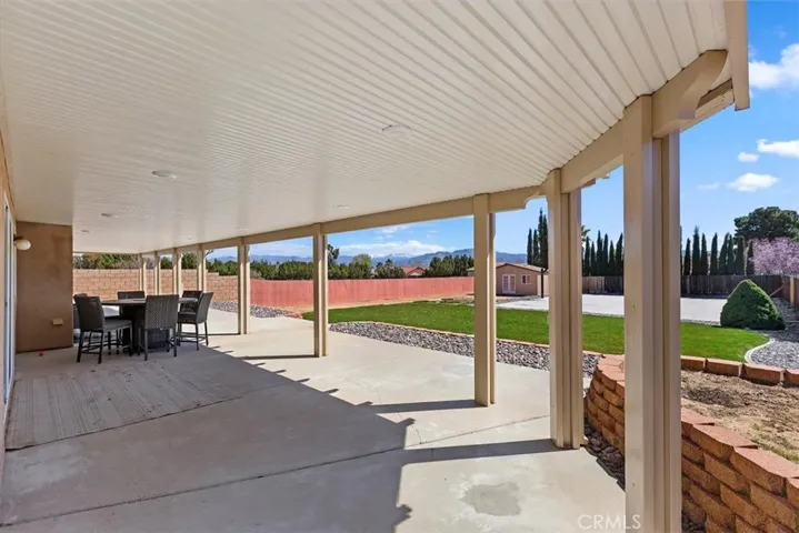 15591 Via Cartagena Street, Hesperia, California 92345
