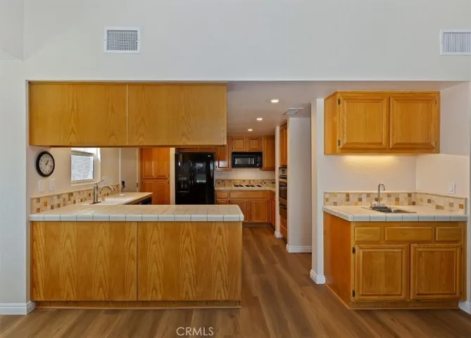 15591 Via Cartagena Street, Hesperia, California 92345