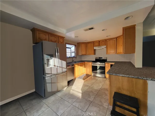 Kitchen - PHOTO HAS BEEN PHOTOSHOPPED