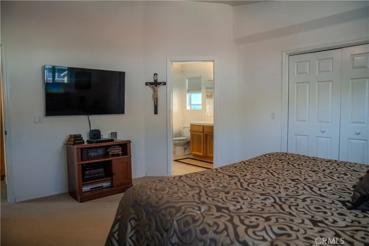 Main level primary bedroom