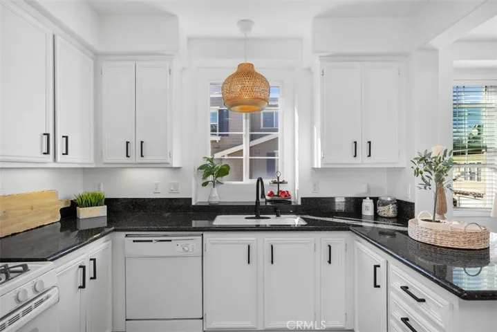 3 Arabis Court 60, Ladera Ranch, California 92694