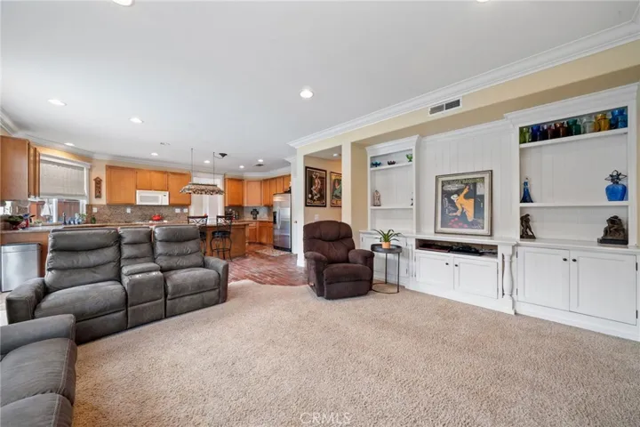 32520 Sprucewood Way, Lake Elsinore, California 92532
