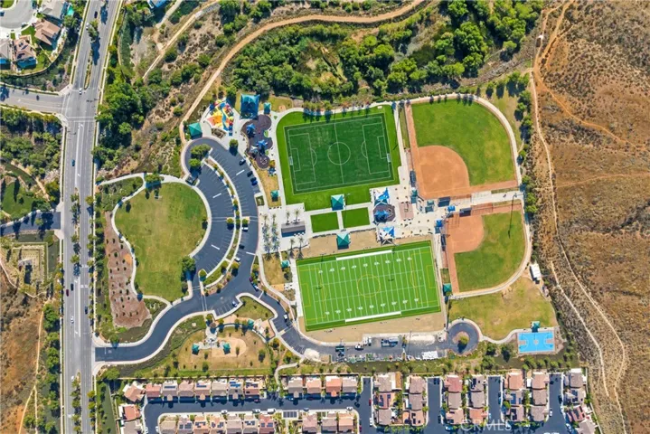 32520 Sprucewood Way, Lake Elsinore, California 92532