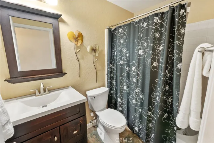 Secondary bathroom