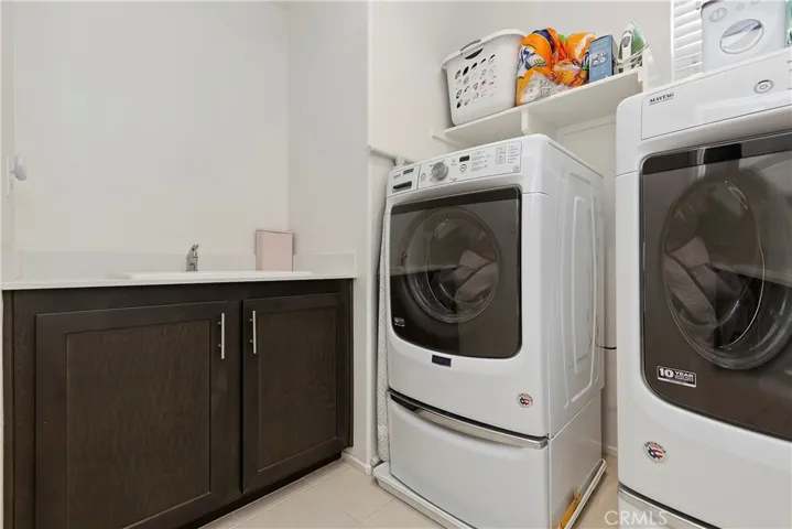 Laundry (2nd Flr.)
