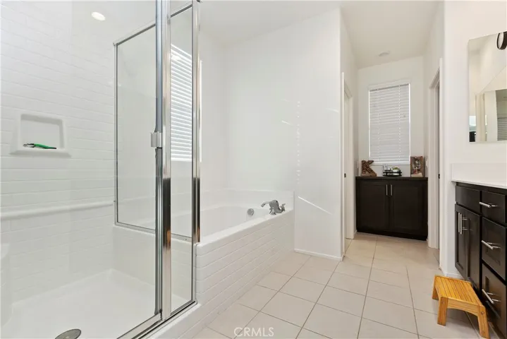 Primary Bathroom (2nd Flr.)
