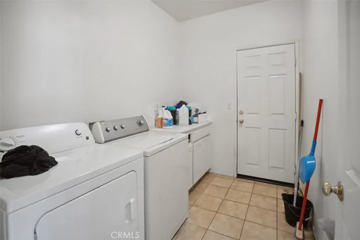 4802 Lakerun Court, Riverside, California 92505