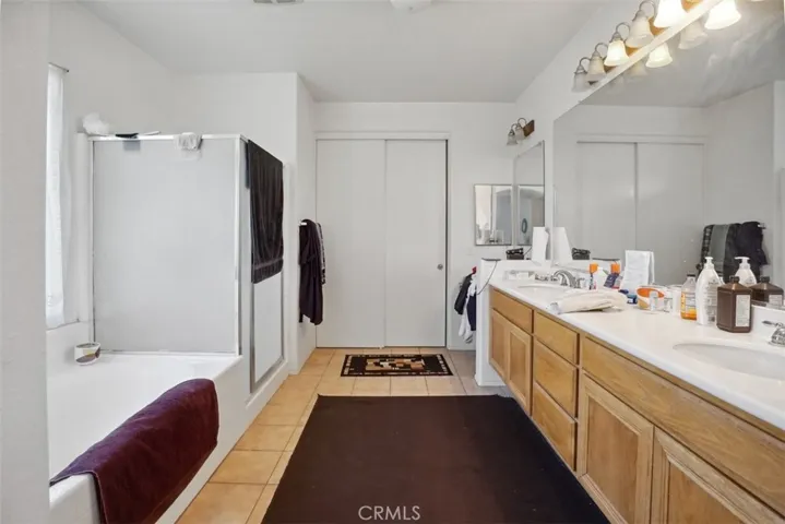 4802 Lakerun Court, Riverside, California 92505