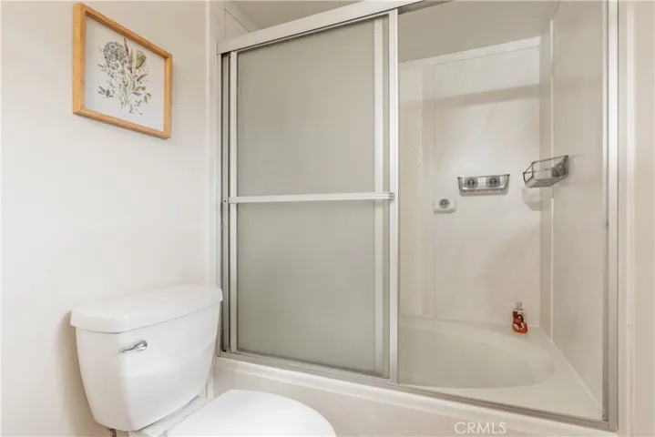 Shower & Soaking Tub