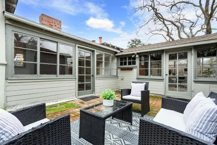 2596 Cowper Street, Palo Alto, California 94301