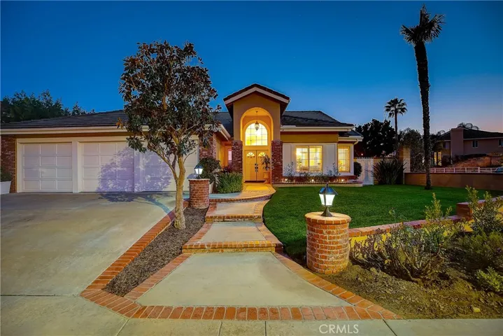 24360 Via Lomas De Yorba E, Yorba Linda, California 92887