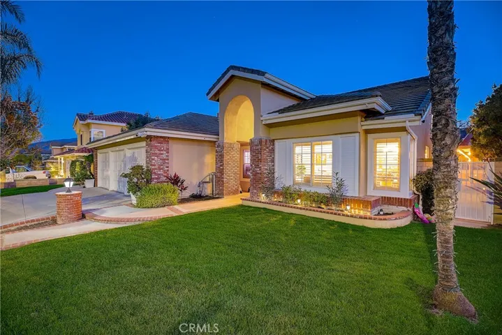 24360 Via Lomas De Yorba E, Yorba Linda, California 92887