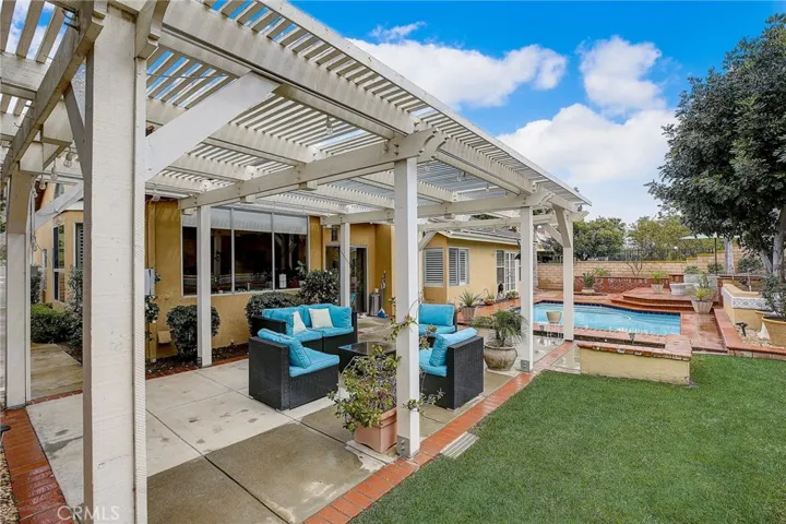 24360 Via Lomas De Yorba E, Yorba Linda, California 92887