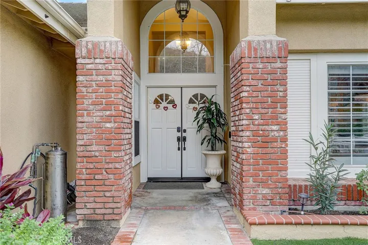 24360 Via Lomas De Yorba E, Yorba Linda, California 92887