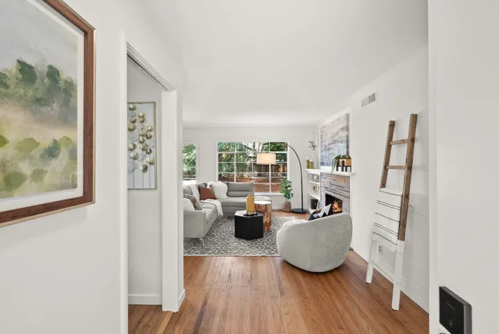 3507 Laguna Avenue, Palo Alto, California 94306