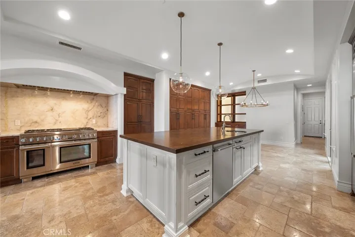 2 Via Rubino, Newport Coast, California 92657