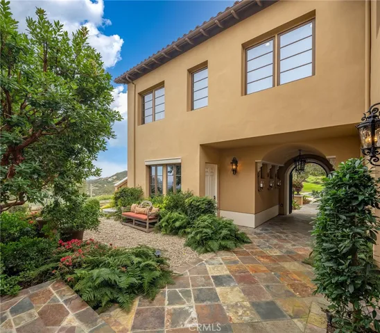 2 Via Rubino, Newport Coast, California 92657