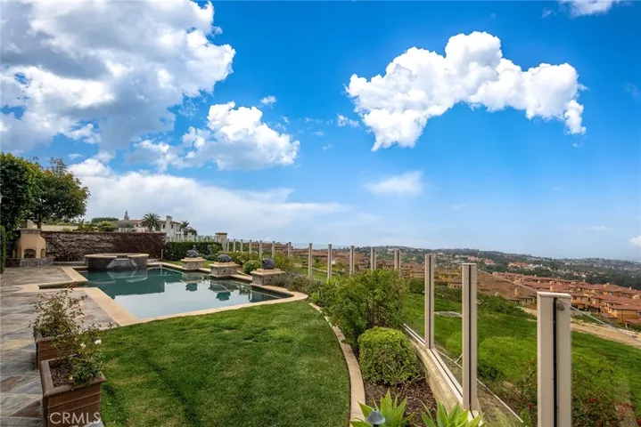 2 Via Rubino, Newport Coast, California 92657