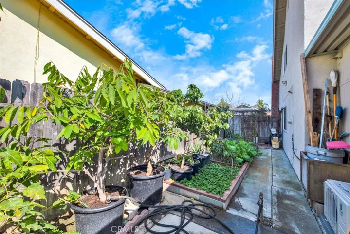 16073 Redwood Street, Fountain Valley, California 92708