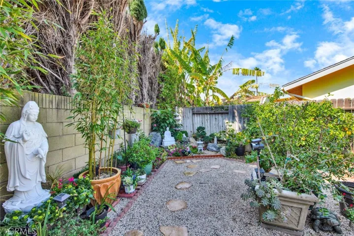 16073 Redwood Street, Fountain Valley, California 92708