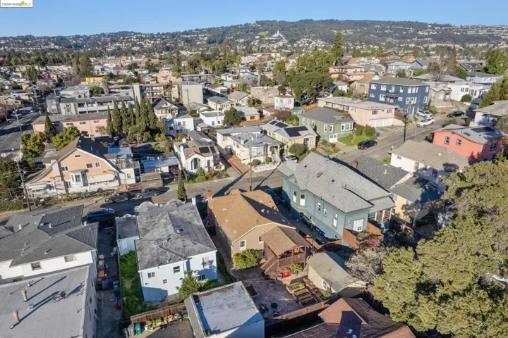 2919 E 29th St, Oakland, California 94601
