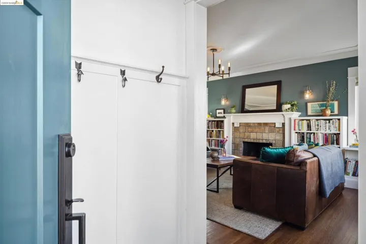 2919 E 29th St, Oakland, California 94601