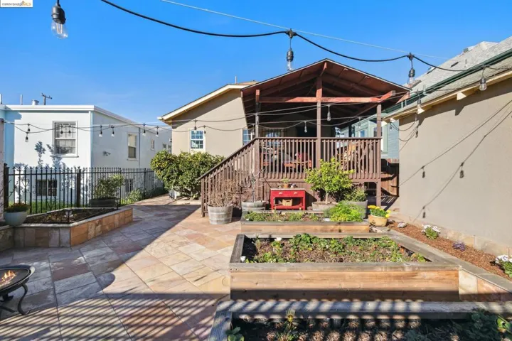 2919 E 29th St, Oakland, California 94601