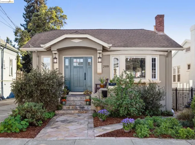 2919 E 29th St, Oakland, California 94601