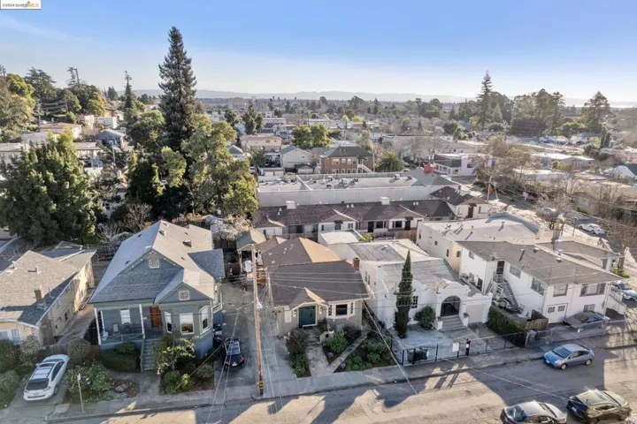 2919 E 29th St, Oakland, California 94601