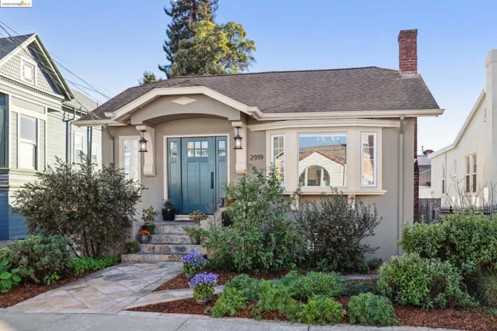 2919 E 29th St, Oakland, California 94601