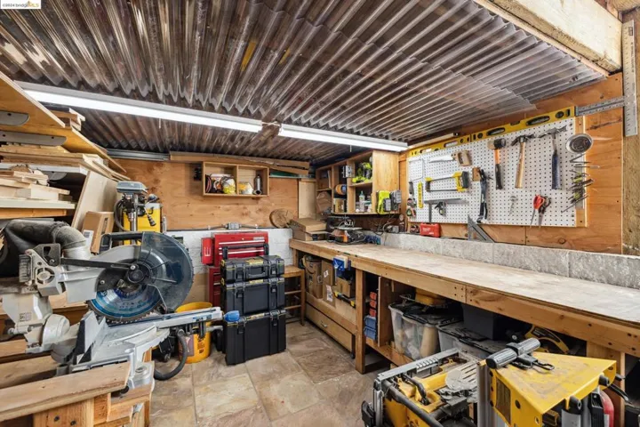 2919 E 29th St, Oakland, California 94601